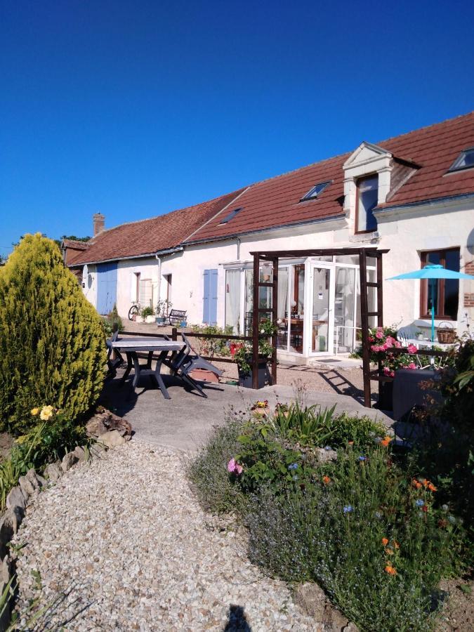 A L Epoque Bed & Breakfast Bouges  Luaran gambar